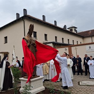 Blagoslovljen kip bl. Alojzija Stepinca u Karmelu u Brezovici